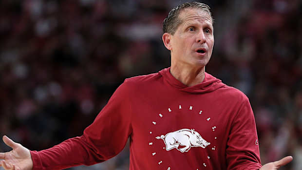 Razorbacks' Eric Musselman on sidelines against UNC-Wilmington